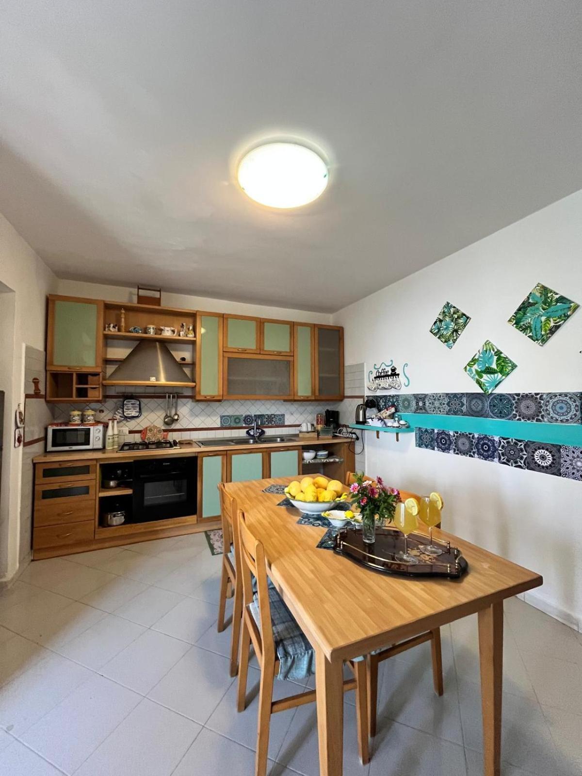 Elisabeth Seaview Apartments Sorrento Coast Vico Equense Buitenkant foto